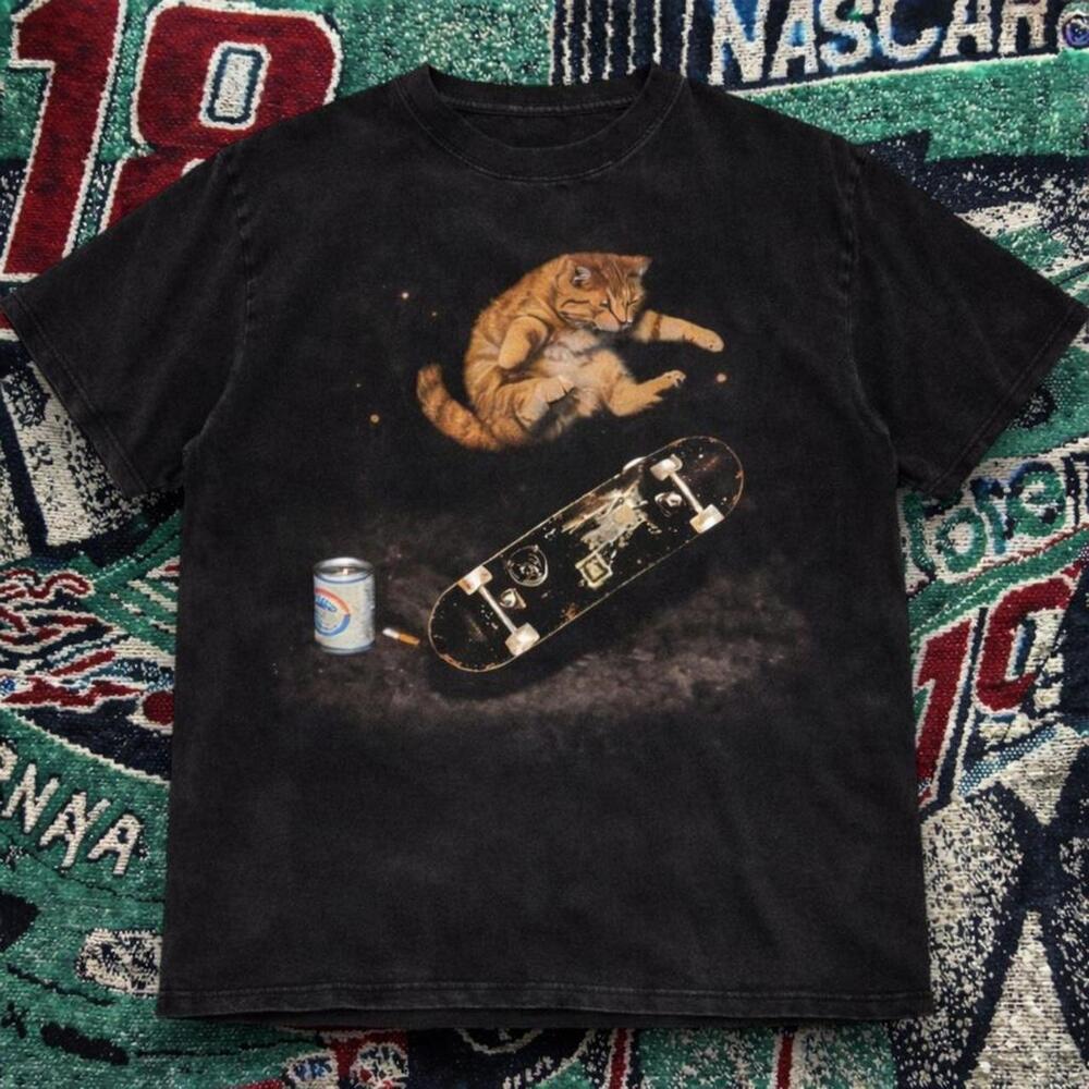 Skateboard Graphic T-Shirt Unisex Streetwear Tee